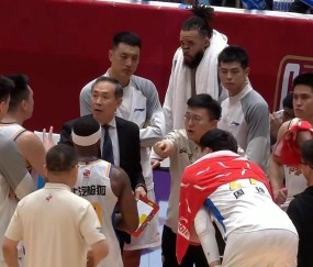leyu-北京男篮15分惨败，不敌浙江掉出四强，篮板球被爆，周琦13+10